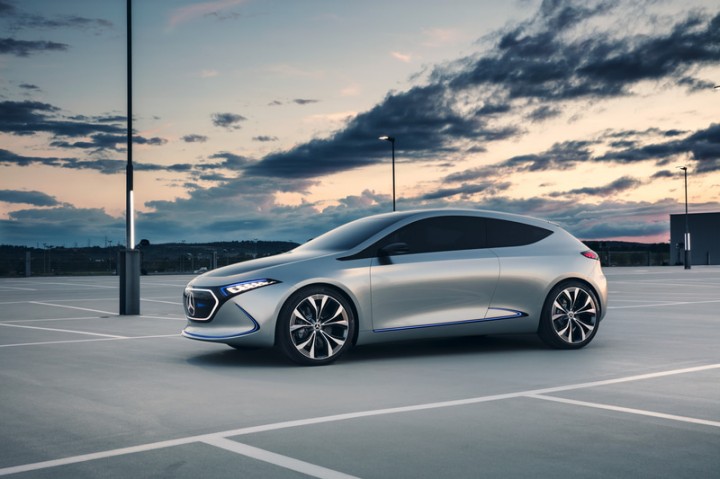Mercedes-Benz EQA 2021 - 02